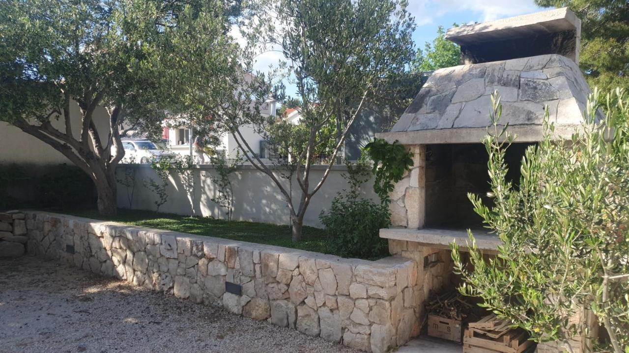 Gulin Apartments Vodice Exterior photo